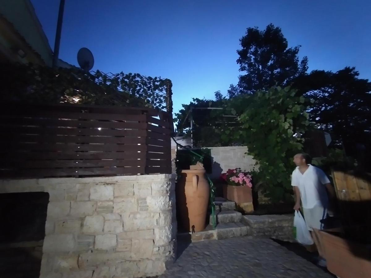Вілла Stonemakers Hide Karyotikon Екстер'єр фото